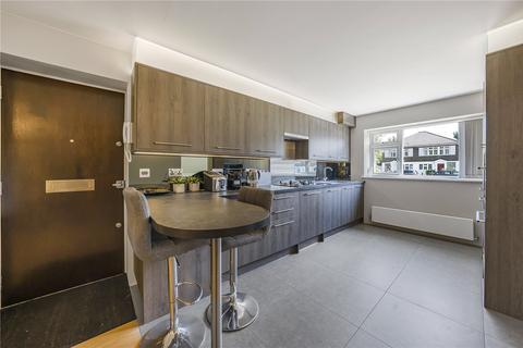 2 bedroom flat for sale, Rodney Close, New Malden, KT3