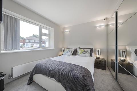 1 Rodney Close, New Malden, KT3 5AA