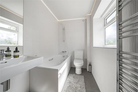 1 Rodney Close, New Malden, KT3 5AA