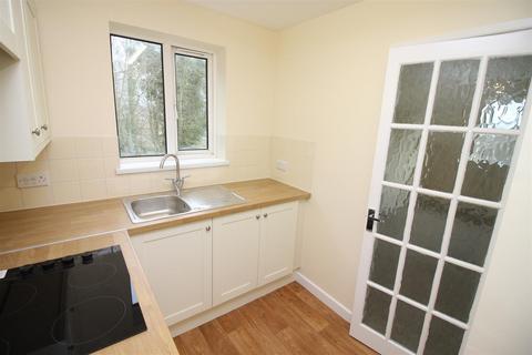 1 bedroom apartment to rent, Sarum Close, Salisbury SP2