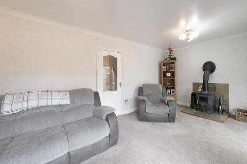 3 bedroom semi-detached house for sale, Oaklea Drive, Cradley Heath, B64 5SF