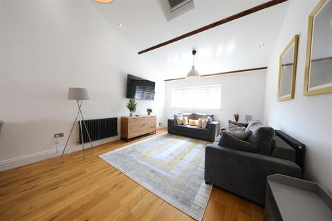 1 bedroom apartment for sale, The Academy, George Street, Hull