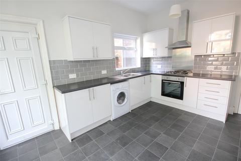 4 bedroom terraced house to rent, Redcar Avenue, West Didsbury, Manchester, M20