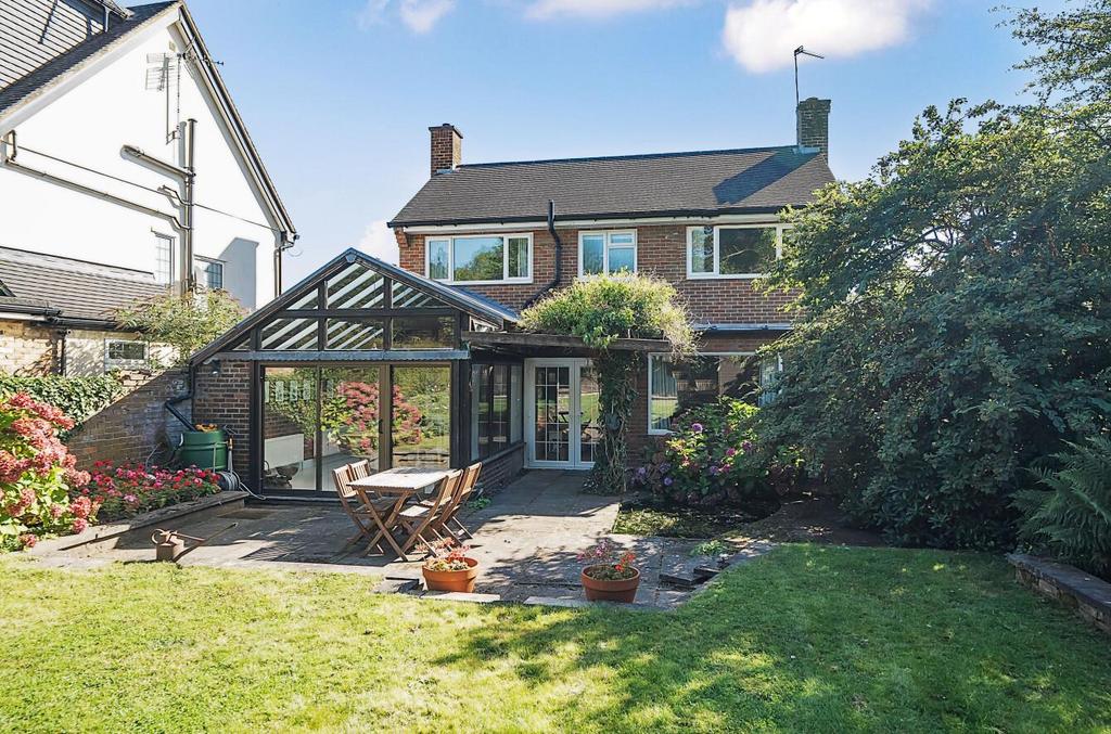 Davidson Frost-Wellings, DFW, Clamp Hill, Stanmore