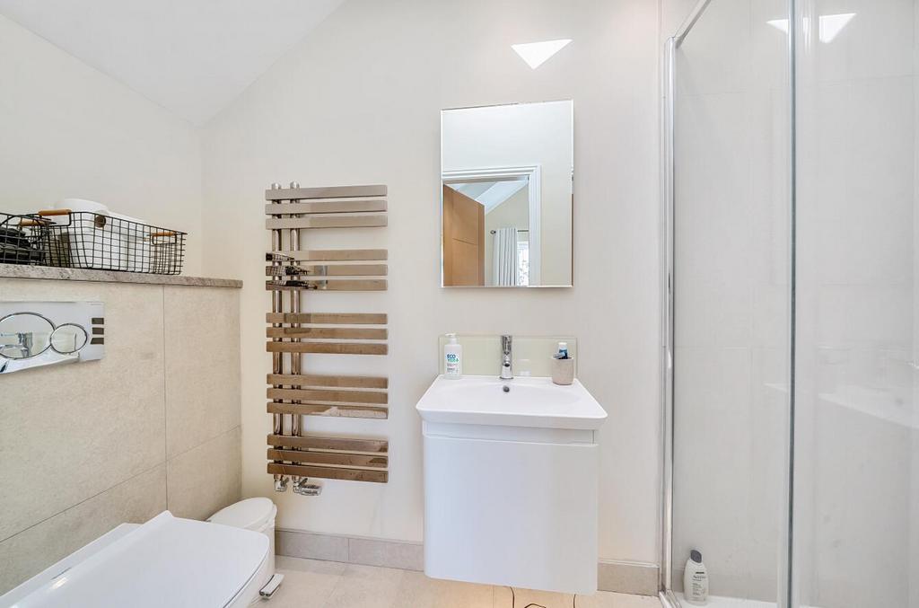 Davidson Frost-Wellings, DFW, Clamp Hill, Stanmore