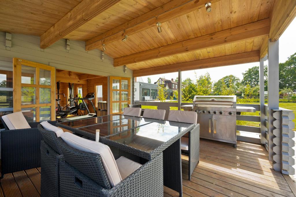 Gym/Lodge