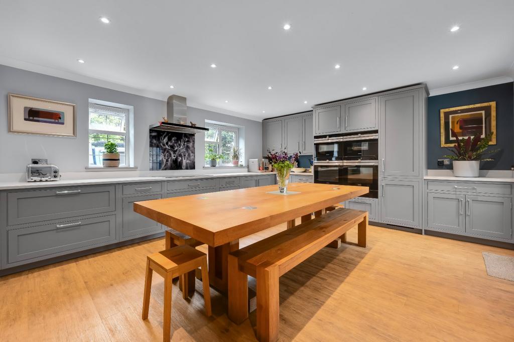 Kitchen/Dining