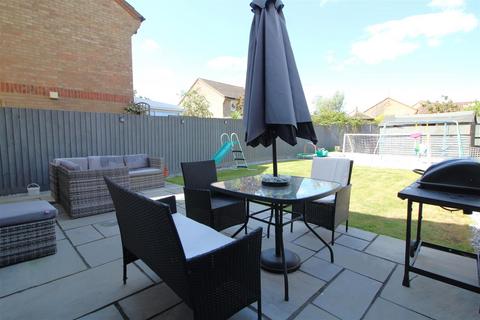 4 Caldbeck Close, Gunthorpe, Peterborough, PE4 7NF
