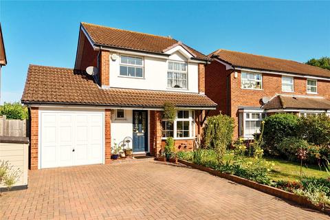 3 bedroom detached house for sale, Spicer Close, Walton-On-Thames, KT12