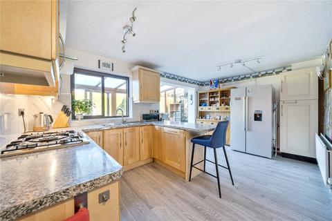 3 bedroom detached house for sale, Spicer Close, Walton-On-Thames, KT12