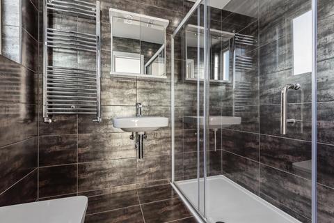 75 Raleigh Road, Richmond, TW9 2DU