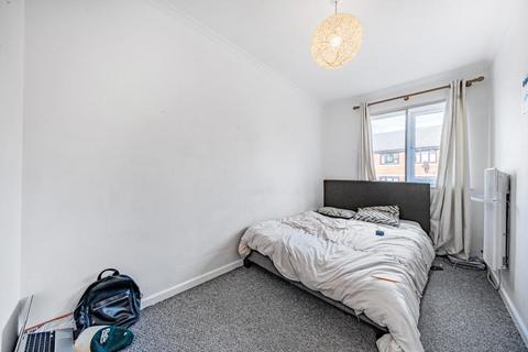 2 bedroom flat for sale, Banbury,  Oxfordshire,  OX16