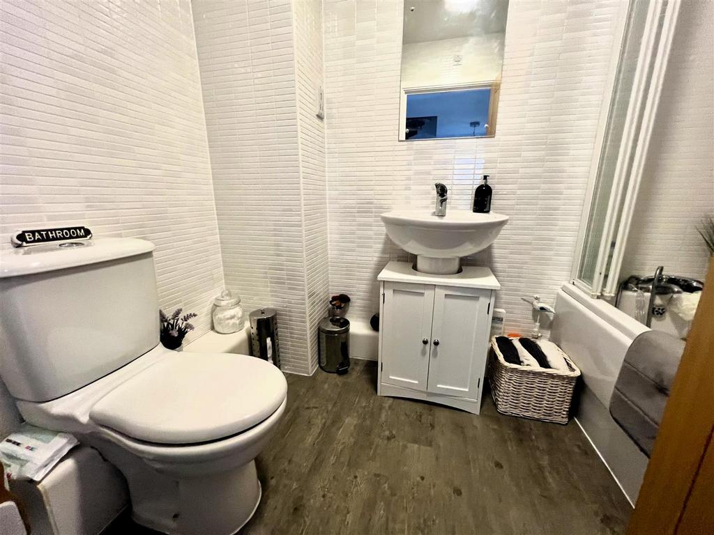 Bath.jpg