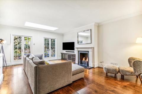 4 bedroom terraced house to rent, Blake Gardens, London, SW6