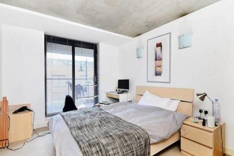 2 bedroom flat for sale, Wood Green, London N8