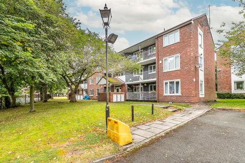 2 bedroom apartment for sale, Lockett Gardens, Salford