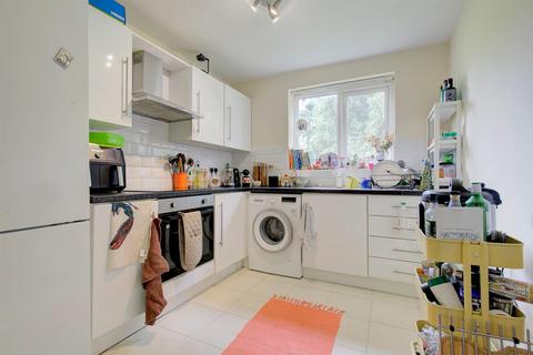 2 bedroom apartment for sale, Lockett Gardens, Salford