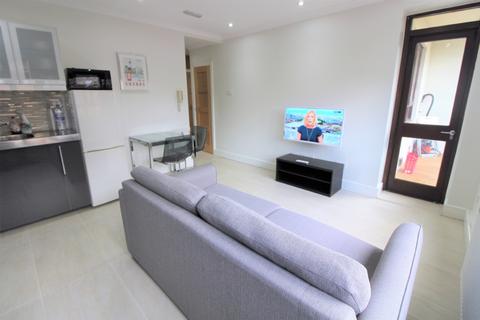 Russell Square, London WC1H