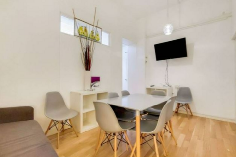 4 bedroom flat to rent, Clerkenwell, London EC1N