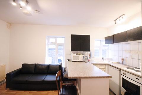 2 bedroom flat to rent, Euston, London NW1