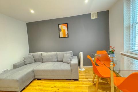 1 bedroom flat to rent, Fitzrovia, London W1T