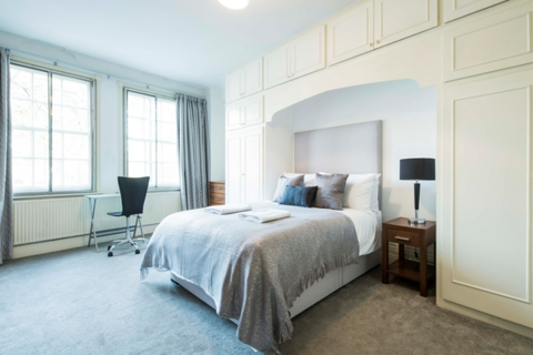 5 bedroom flat to rent, St John's Wood, London NW8