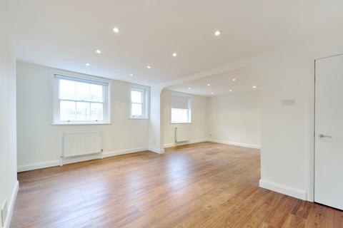 4 bedroom flat to rent, St Johns Wood, London NW8