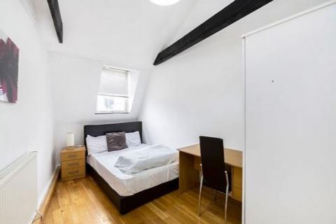 2 bedroom flat to rent, Holborn, London EC1N