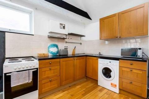 2 bedroom flat to rent, Holborn, London EC1N