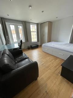 1 bedroom in a house share to rent, Euston - Kings Cross, London NW1