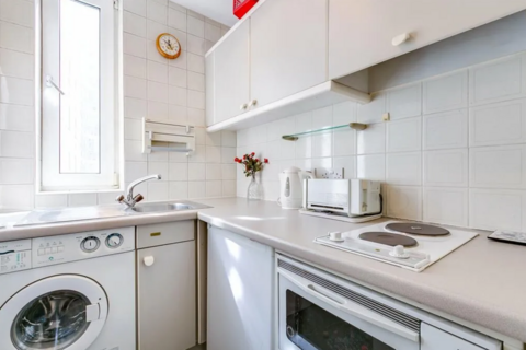 2 bedroom flat to rent, Chelsea, London SW3