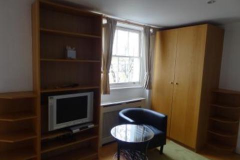 Studio to rent, Bloomsbury, London WC1H