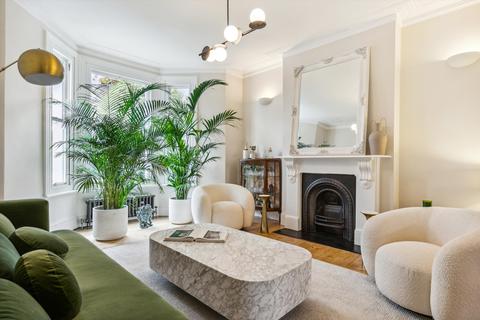 5 bedroom terraced house for sale, Percy Road, London, W12.