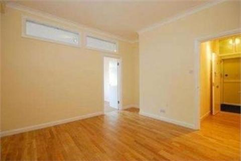 2 bedroom flat to rent, Regents Park, London NW1