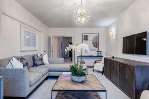 4 bedroom flat to rent, St Johns Wood, London NW8