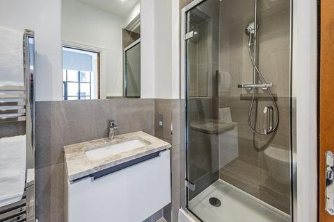 undefined, Fulham, London W6