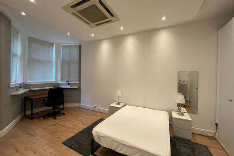 1 bedroom apartment to rent, 250 Finchley Rd , london  NW3