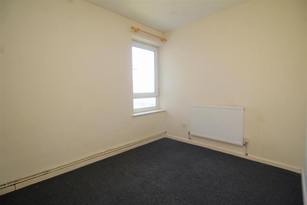 Bedroom 2 .JPG