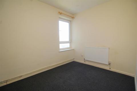 60 Greenham, Bretton, Peterborough, PE3 9YS