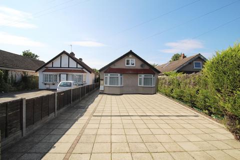 4 bedroom detached bungalow for sale, Pole Hill Road, Uxbridge