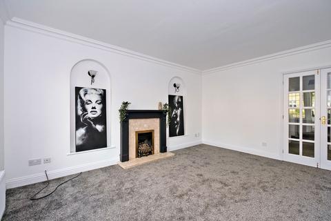 4 bedroom detached house for sale, Apperley Road, Bradford BD10