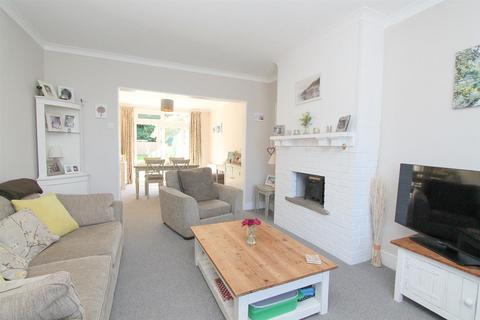 15 Harrow Road, Carshalton, SM5 3QH