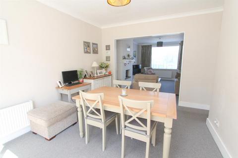 15 Harrow Road, Carshalton, SM5 3QH