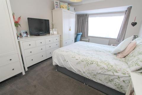 15 Harrow Road, Carshalton, SM5 3QH
