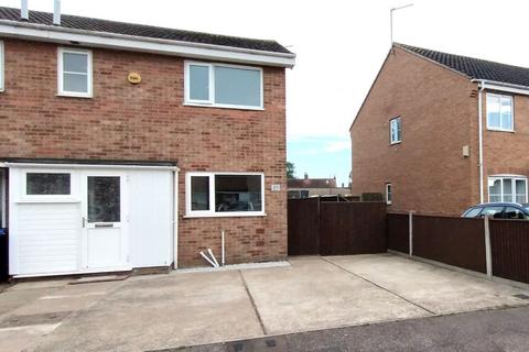 3 bedroom end of terrace house for sale, Holst Close, Lowestoft, NR33