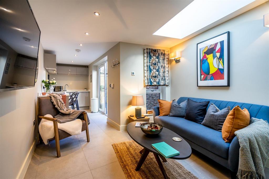 Penleys grove street 18a stays.jpg