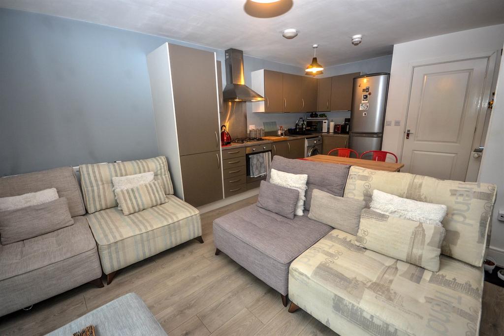 Open Lounge Kitchen