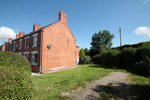 3 bedroom end of terrace house for sale, Moreton View, Wrexham LL13