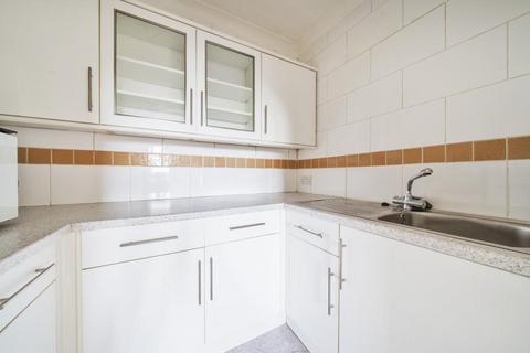 1 bedroom retirement property for sale, Bicester,  Oxfordshire,  OX26