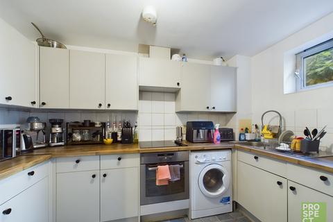 2 bedroom apartment for sale, Kelvin Gate, Bracknell, Berkshire, RG12